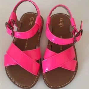 Gap hot pink sandals size 7 toddler